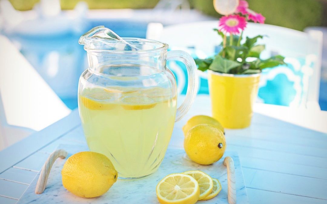 Young Girls Lemonade Stand Raises Thousands for Fallen Police Officer
